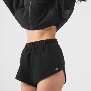 ALO Yoga Black Women's Shorts